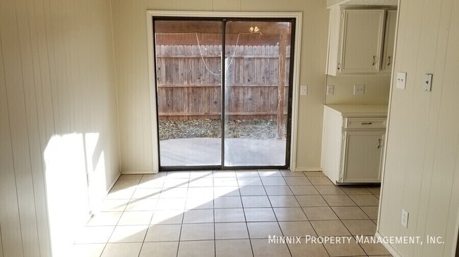 Building Photo - 8207 Memphis Ave