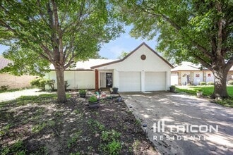 Building Photo - 2625 Danberry Ln