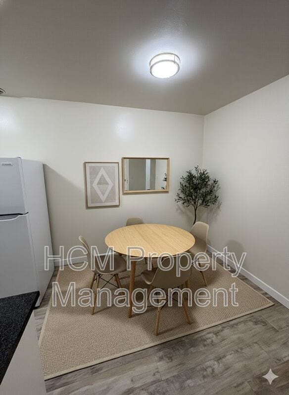 Building Photo - 4714 Slauson Ave