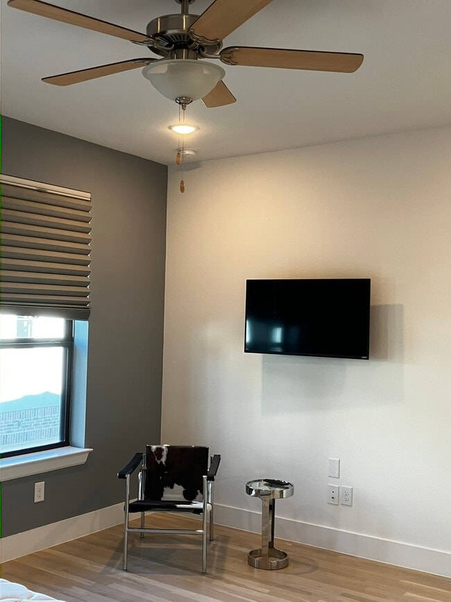 Building Photo - 522 Winners Cir