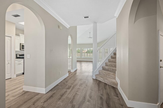 Building Photo - 113 Sea Garden Ct