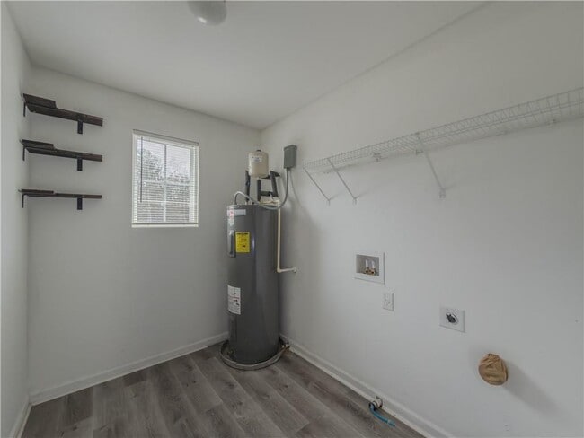 Building Photo - 340 Arthurs Ln