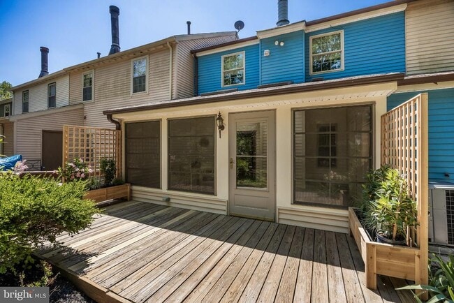 Building Photo - 13 Wisina Ct