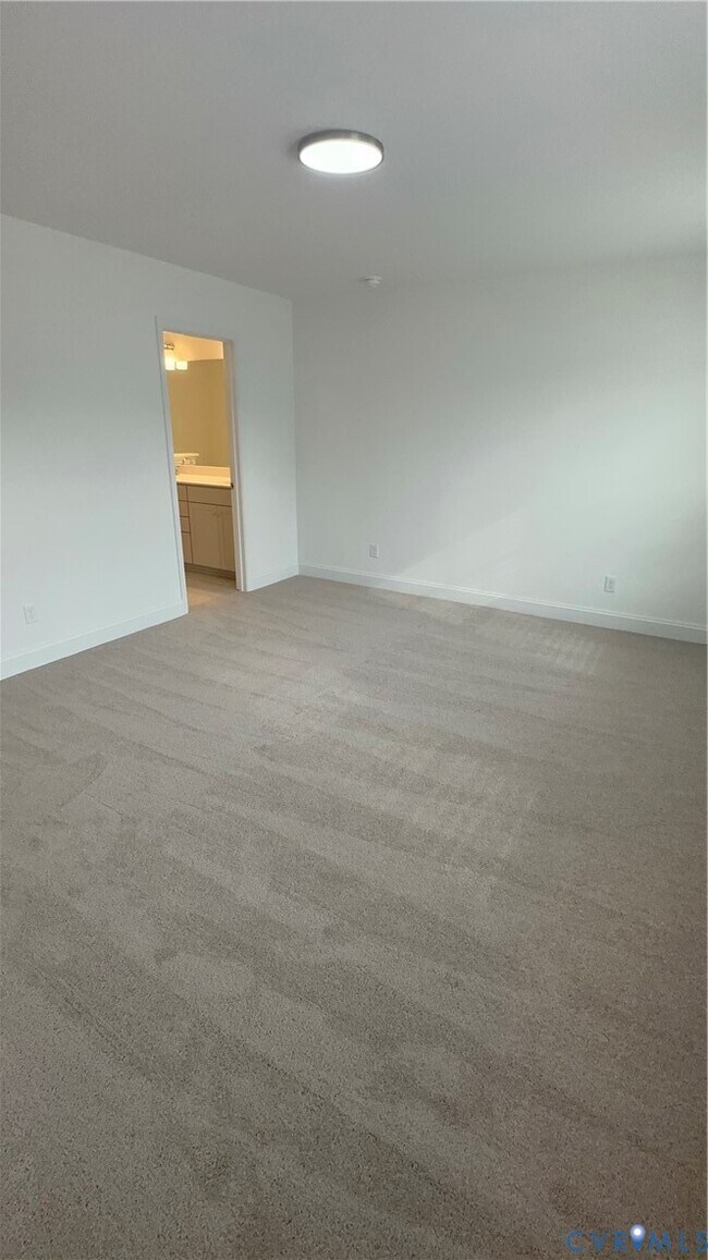 Building Photo - 6984 Leire Ln