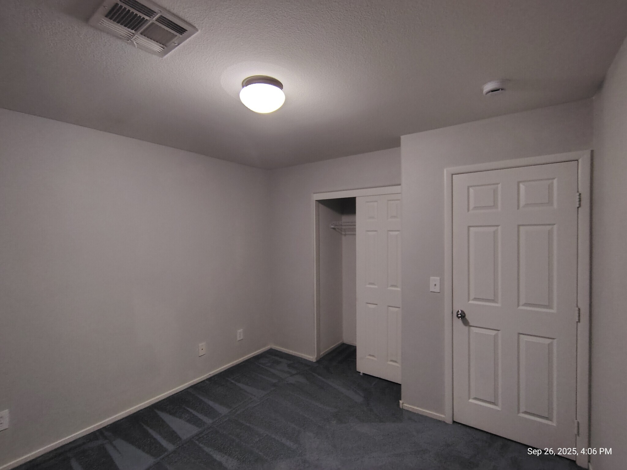 Building Photo - 6284 W Cougar Ave