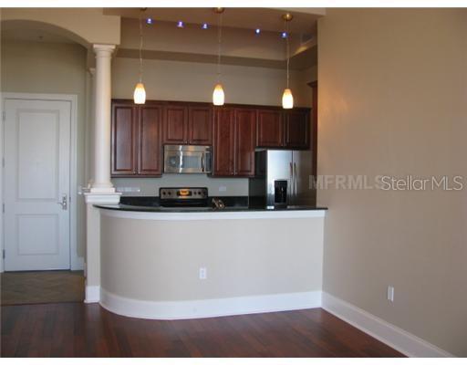 Building Photo - 275 Bayshore Blvd