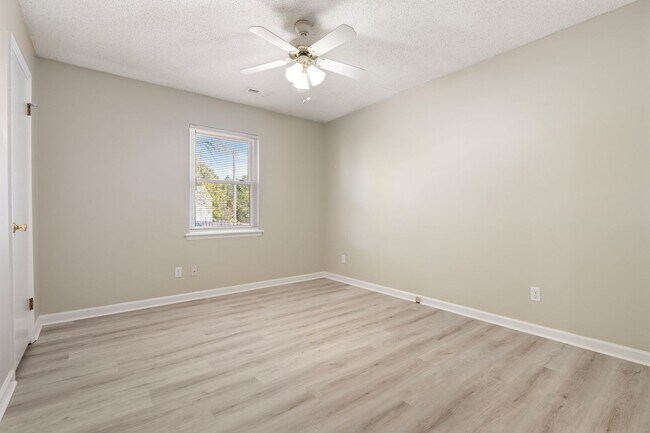 Building Photo - Single Family Home in South Durham- Available Now