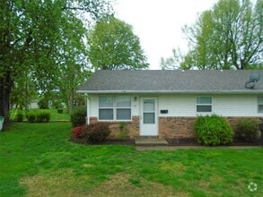Building Photo - 42 Eastland Dr