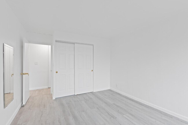 Building Photo - 135 Montgomery St