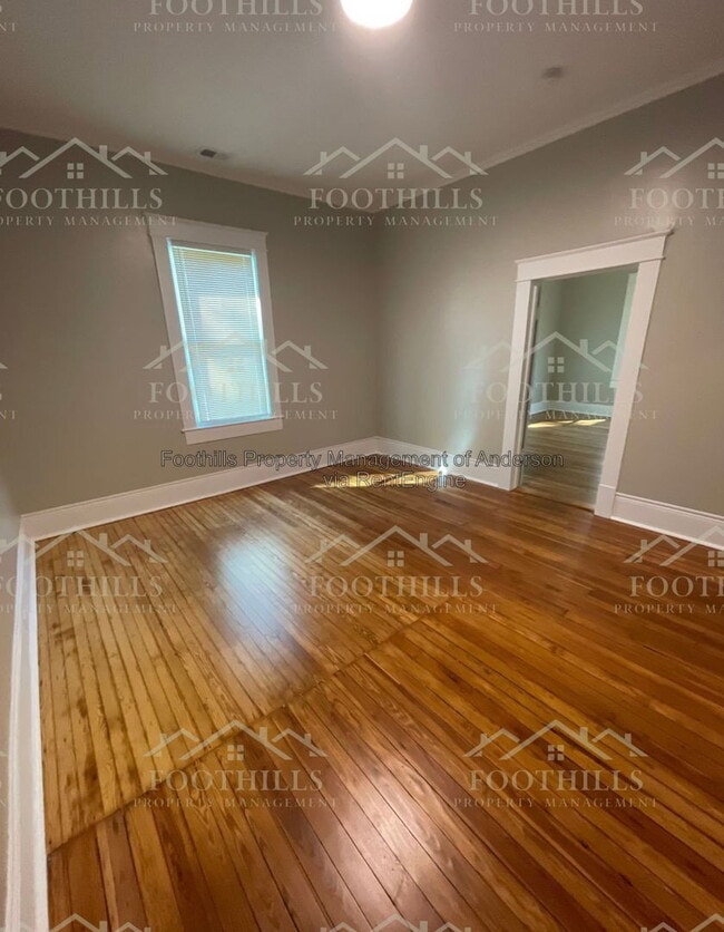 Building Photo - 120 Anderson Ave