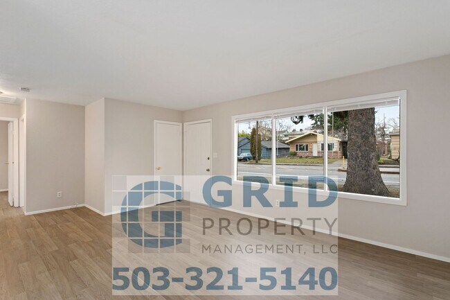 Primary Photo - 3 Bedroom Home - Large Corner Lot - SE Por...