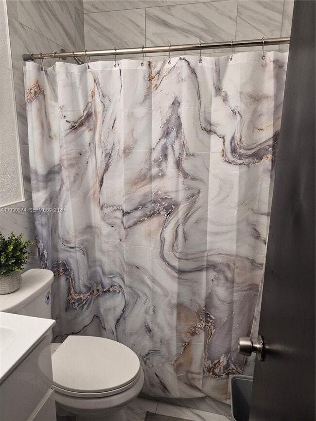 Building Photo - 6117 SW 31st St