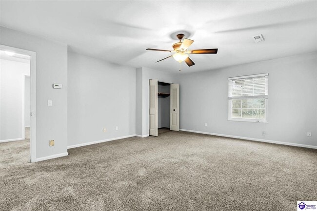 Building Photo - 215 Darrell Dr