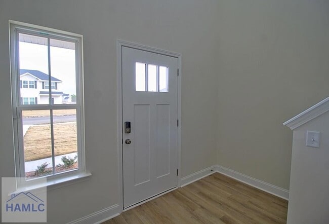 Building Photo - 149 W Franklin St