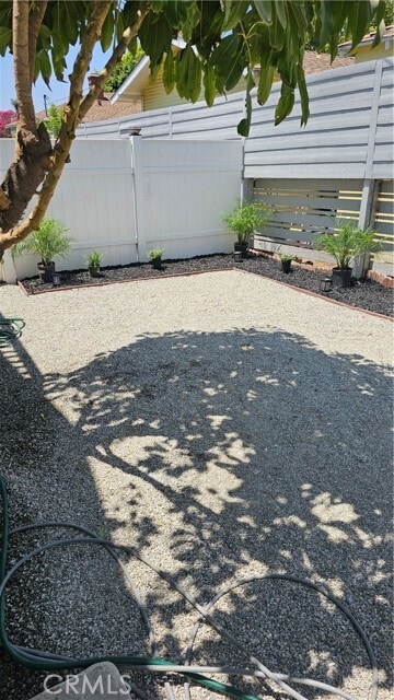 Building Photo - 5844 Newlin Ave