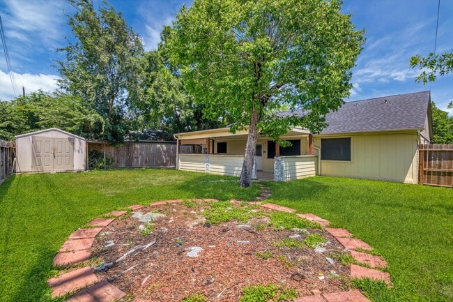 Building Photo - 7431 Ridgeberry Dr