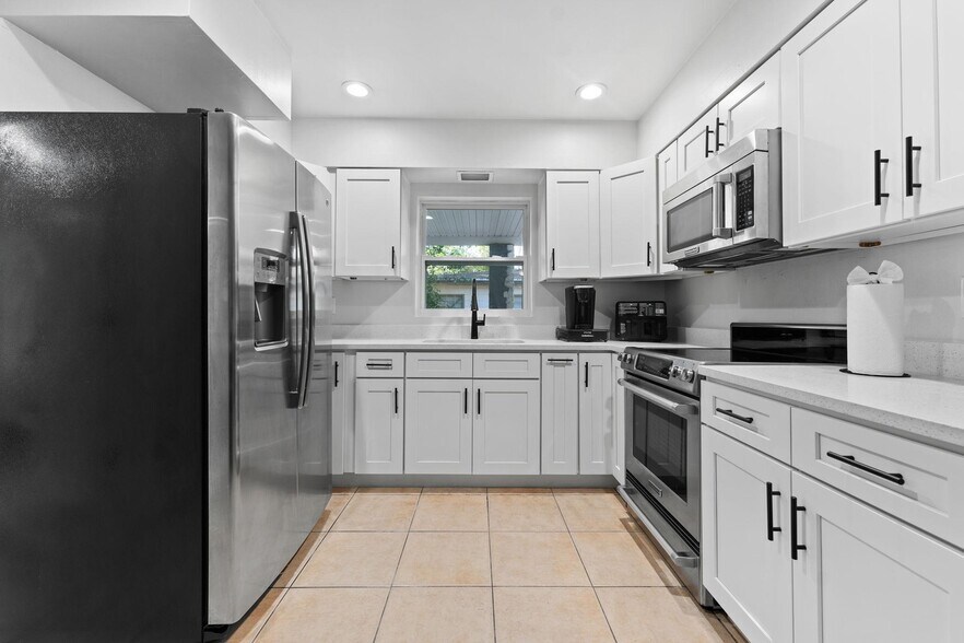Building Photo - 4411 Perch St