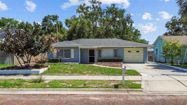 Building Photo - 512 Richmond St