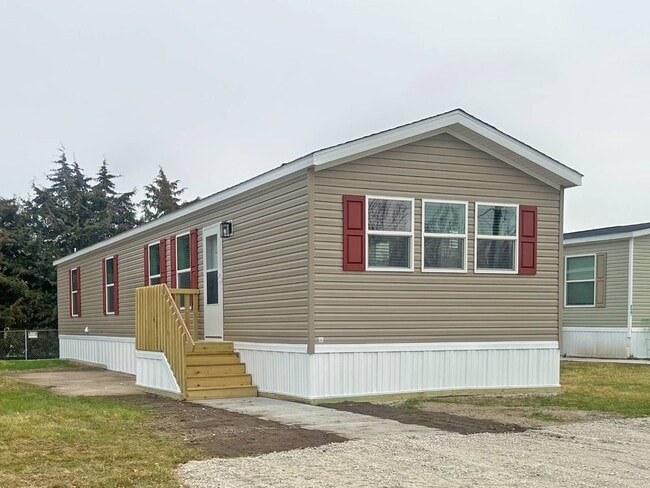 Primary Photo - 14876 Washington Rd