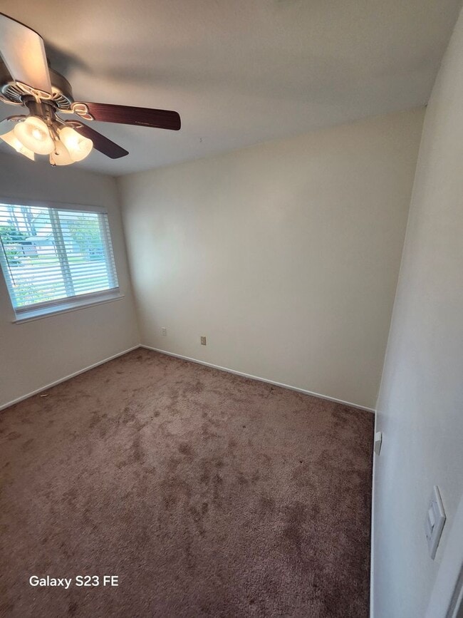 Building Photo - Single-Story home in Chino ready for you to move right in!