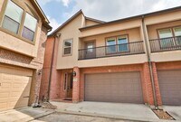 Building Photo - 11002 Upland Forest Dr