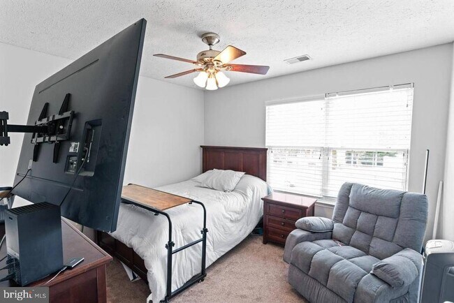 Building Photo - 5971 Schooner Cir