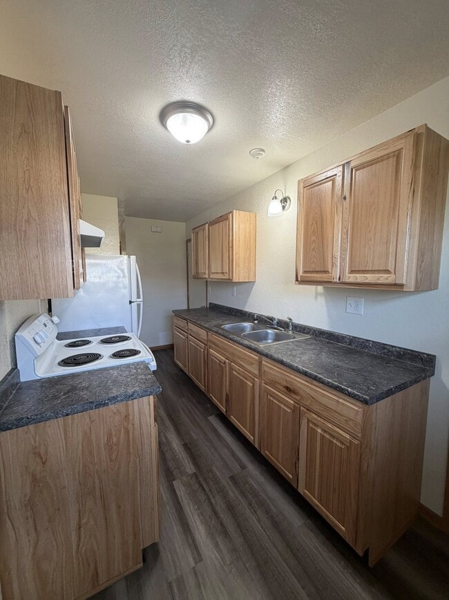 Building Photo - 1940 Tannehill St