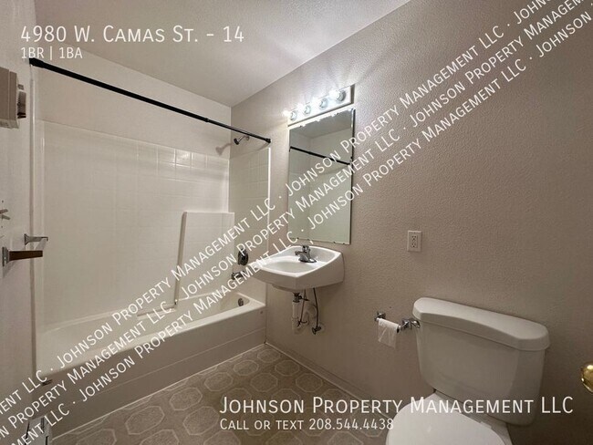 Building Photo - 4980 W Camas St