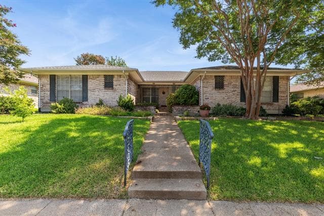 Building Photo - 8316 Lullwater Dr