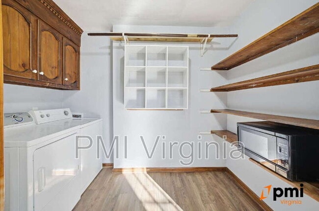 Building Photo - 705 Mill Landing Rd