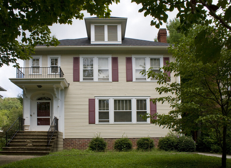 Building Photo - 57 Elmwood Pl