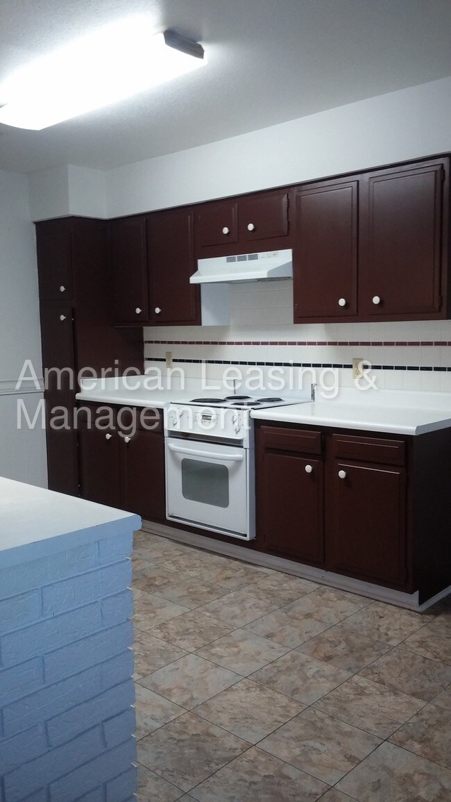 West End Townhome Available Soon 452 Longmeadow Beaumont TX 77707