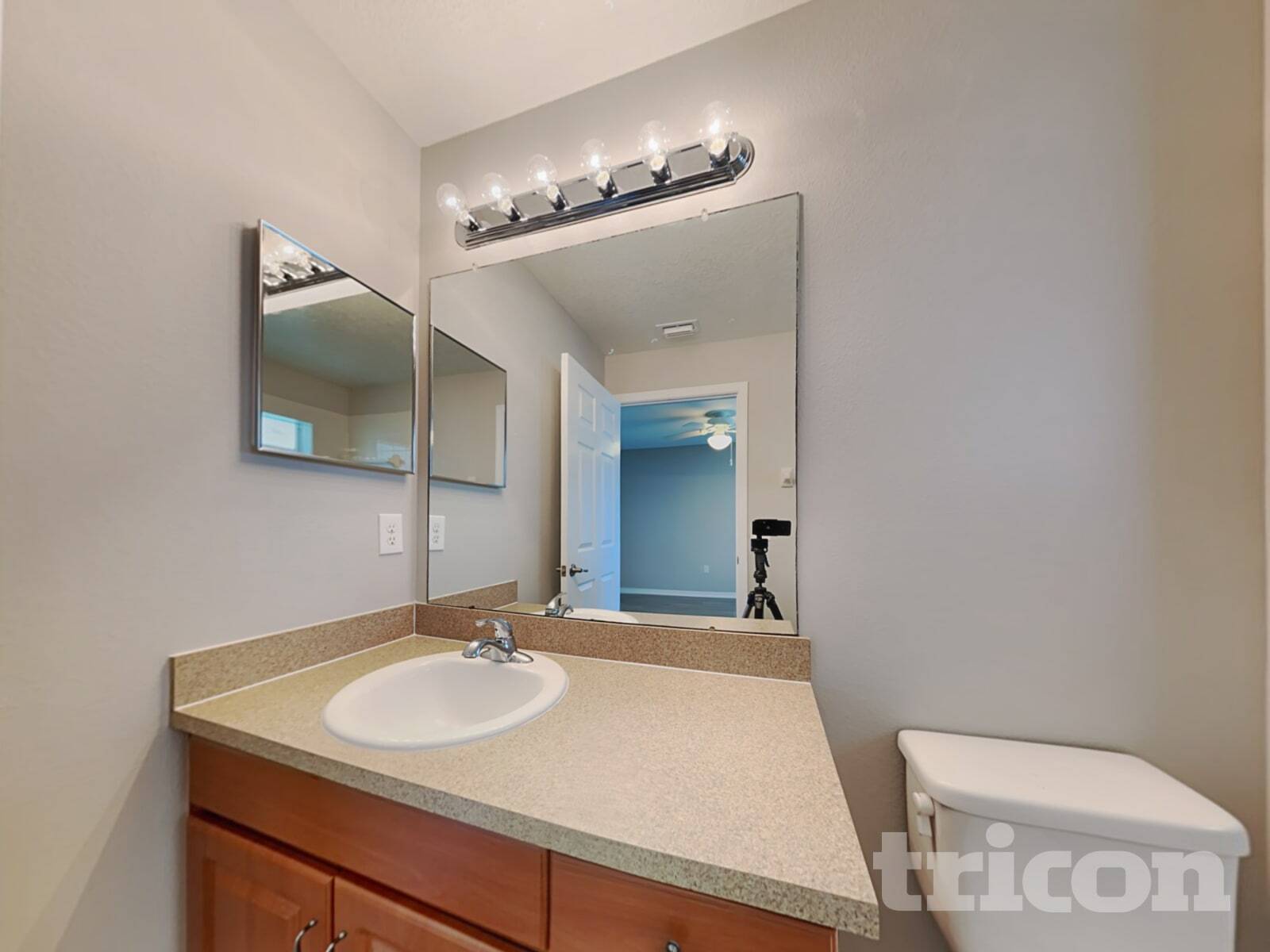 Building Photo - 15420 Florida Breeze Loop