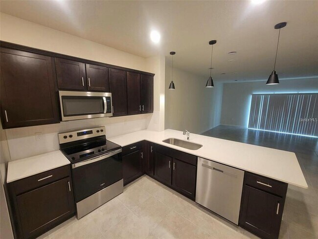 Building Photo - 2714 Fetching Trl