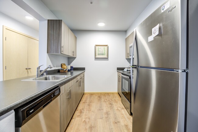 Modern Kitchen - Riverview Apartments