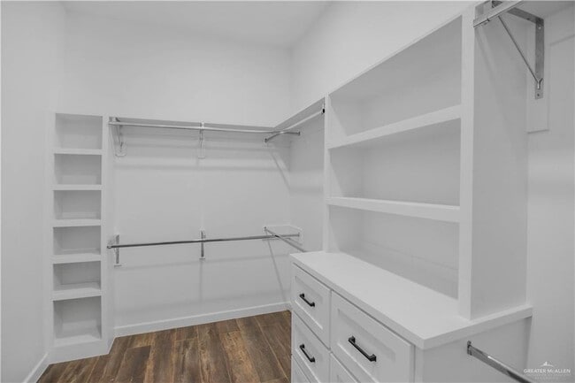 Building Photo - 23 Davis Rd