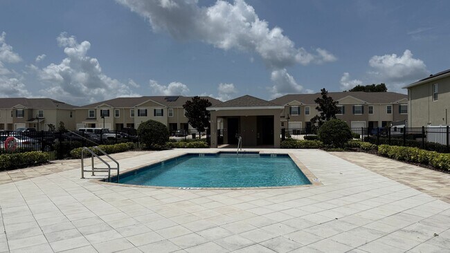 Building Photo - Discover the Charm of Feltrim Reserve! No ...