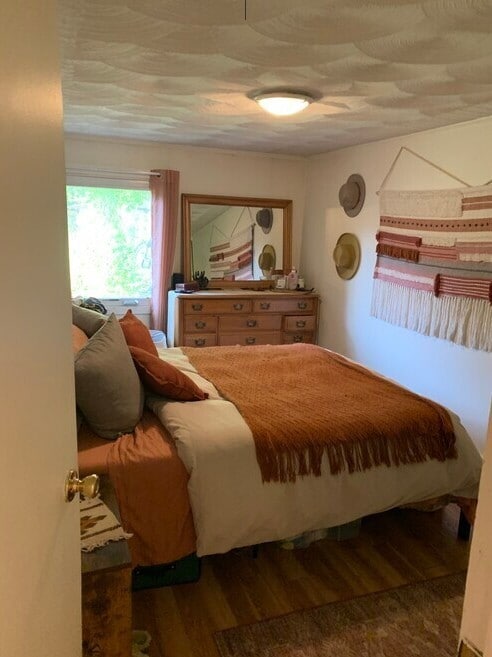 Building Photo - 102 Turkey Hill Rd - Utilities Included!