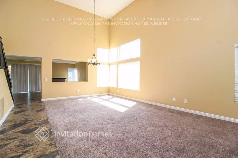 Building Photo - 23768 Timber Bluff Ct