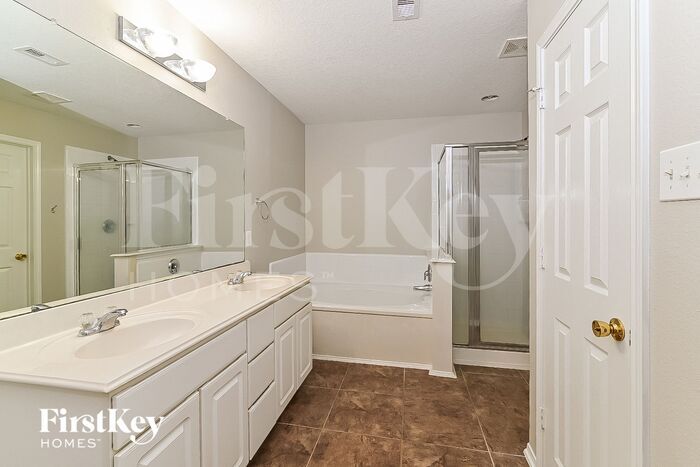 Building Photo - 22610 Spring Crossing Dr