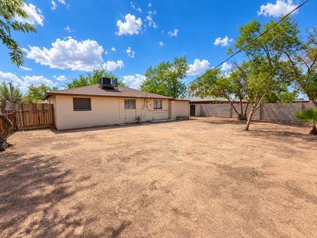 Building Photo - 3841 N 63rd Dr
