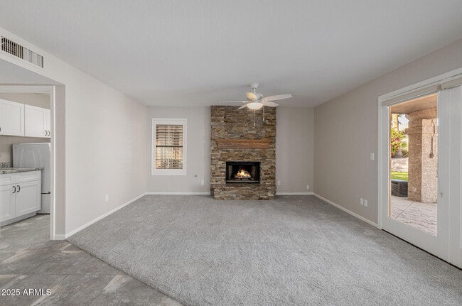 Building Photo - 16809 S 33rd Way