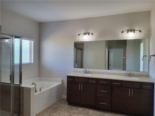 Building Photo - 5295 Rustic Ct