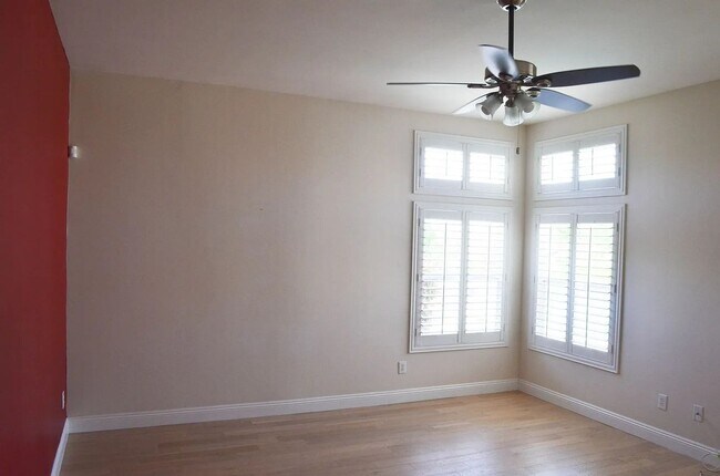 Building Photo - Spacious Riverlakes Golf Course Home with Pool, Spa & 3-Car Garage