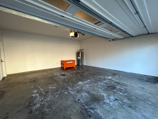 Building Photo - 92-1479-1479 Aliinui Dr