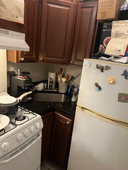 Building Photo - 38 Hemenway St