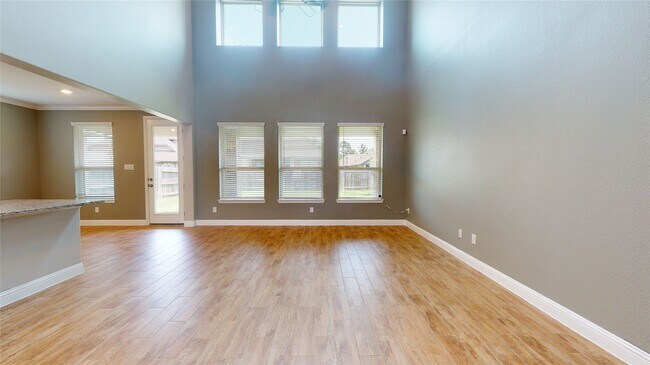 Building Photo - 17351 Grand Canyon Rd