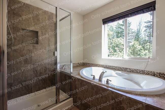 Building Photo - 6300 SE Imagine Way