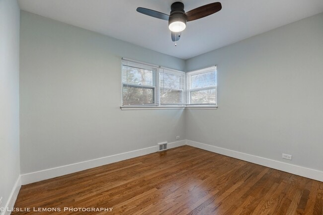 Building Photo - 710 W Benton Ave