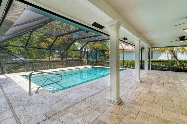 Building Photo - 10129 Canoe Brook Cir